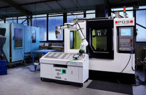 coboworx offers robotic solutions for machine tending and palletizing.